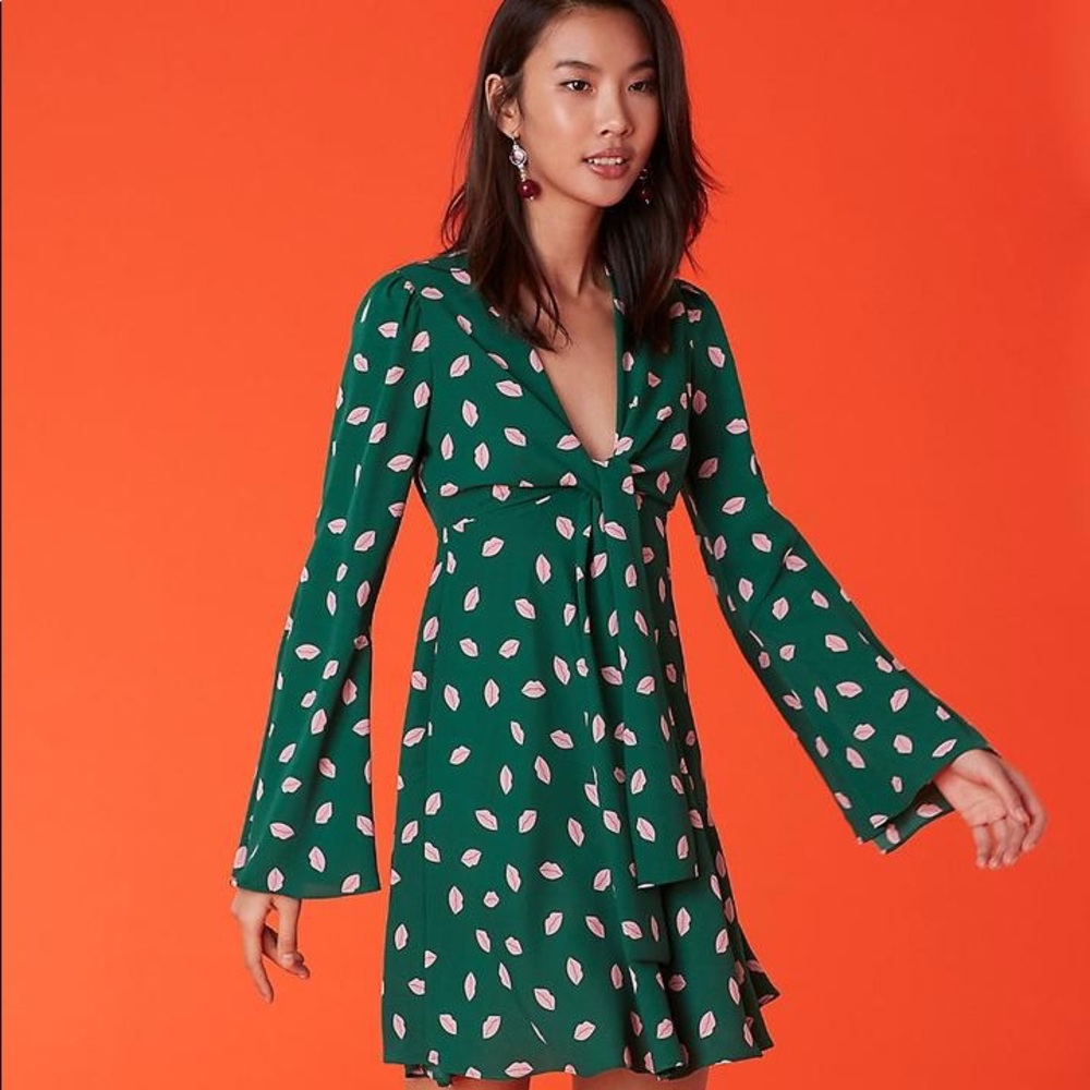 NWT Diane von Furstenberg DVF West Tie-Front Mini Dress Kiss Pine Size XS